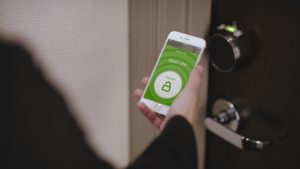 Hilton guests will be able to select their rooms and open their doors with their smartphones.